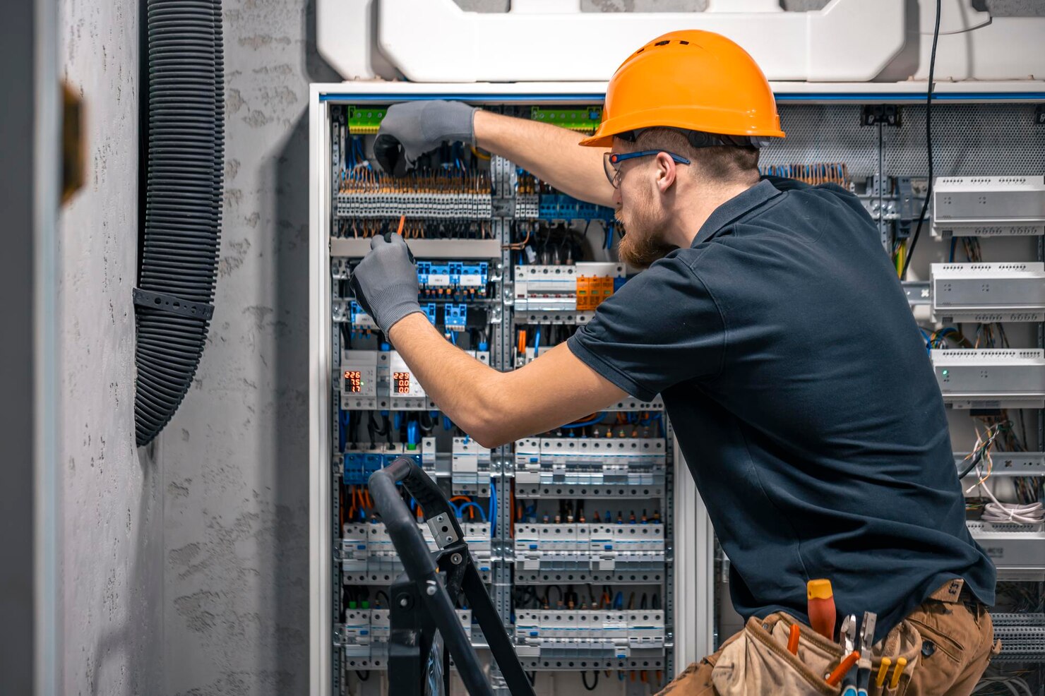 Electrical Services for villas in Dubai